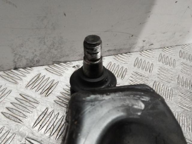 A9063304007 MERCEDES Brazo inferior izquierdo de la suspensión delantera comprar Bilbao