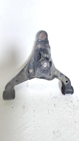 A9063304107 MERCEDES Brazo inferior derecho de la suspensión delantera  disponible Ourense