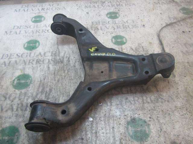 MERCEDES A9063304107 Brazo inferior derecho de la suspensión delantera comprar Tarragona
