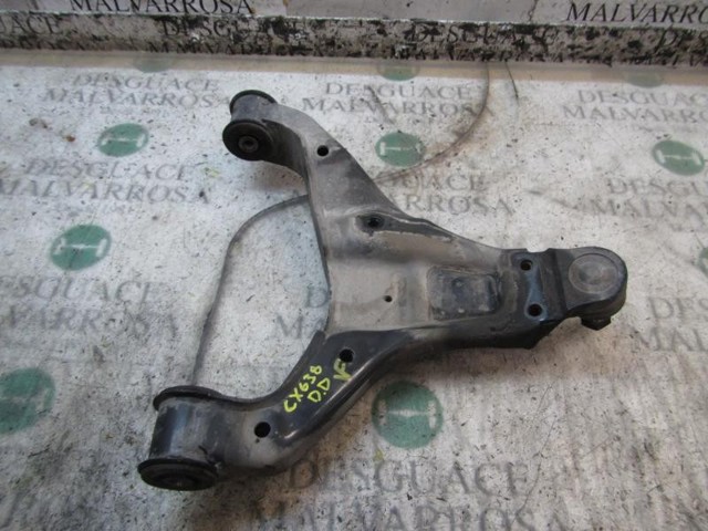 MERCEDES A9063304107 Brazo inferior derecho de la suspensión delantera  en stock Salamanca