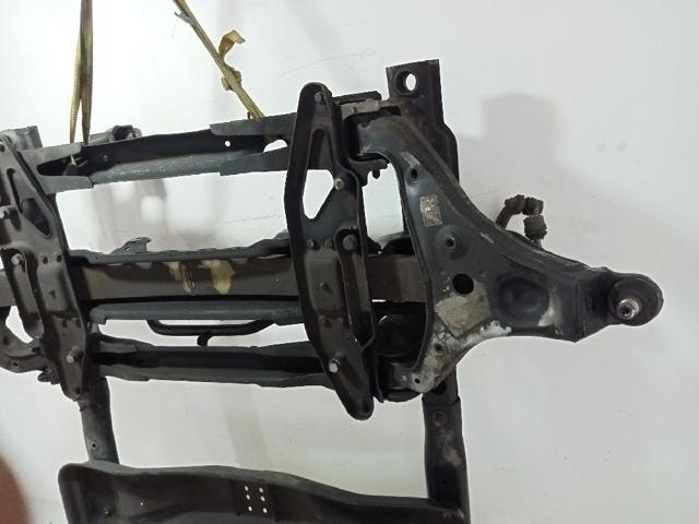 Subchasis delantero soporte motor Mercedes Sprinter 906