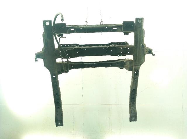 Subchasis delantero soporte motor Mercedes Sprinter 906