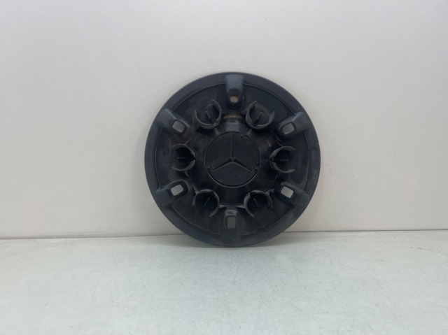 MERCEDES A9064010025 Tapacubos  en stock Salamanca