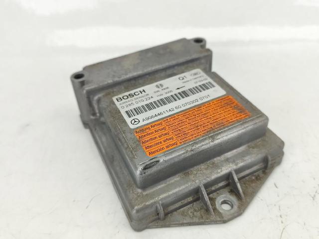 A9064461142 Mercedes