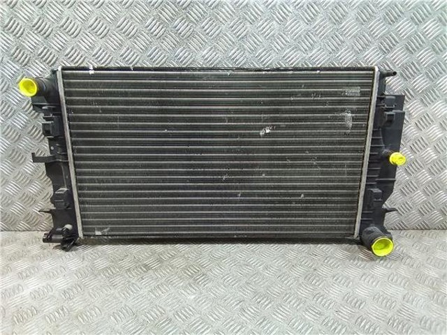 A9065000002 MERCEDES Radiador comprar Madrid