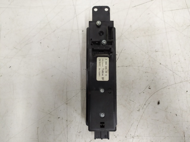 A9065450913 Unidad de control de elevalunas delantero derecho  en stock Sabadell