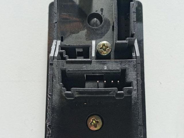 MERCEDES A9065451013 Unidad de control de elevalunas delantera izquierda  comprar en Albacete