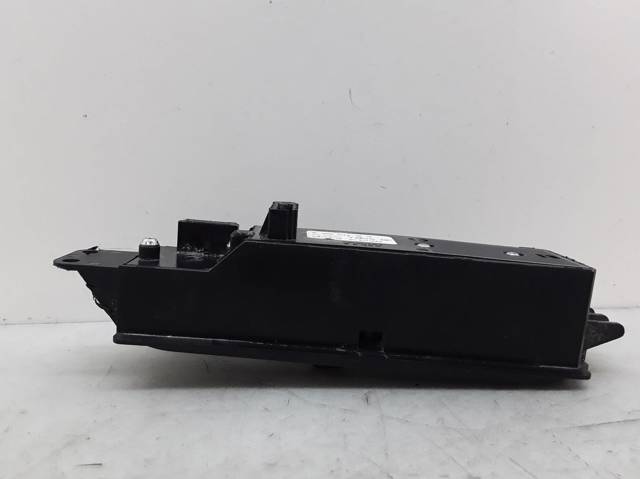 A9065451913 MERCEDES Unidad de control de elevalunas delantero derecho  comprar en Jaén