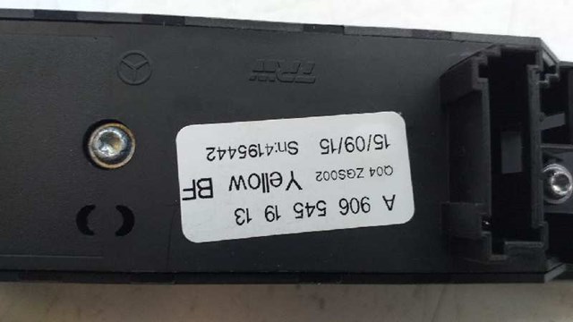 A9065451913 Unidad de control de elevalunas delantero derecho comprar Sevilla