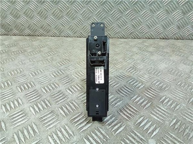 A9065451913 MERCEDES Unidad de control de elevalunas delantero derecho  en stock Gandía