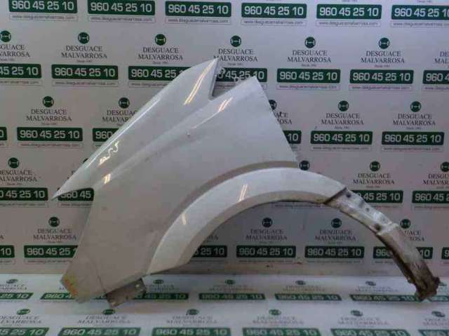 A9066377719 MERCEDES Aleta delantera izquierda  en stock Huelva