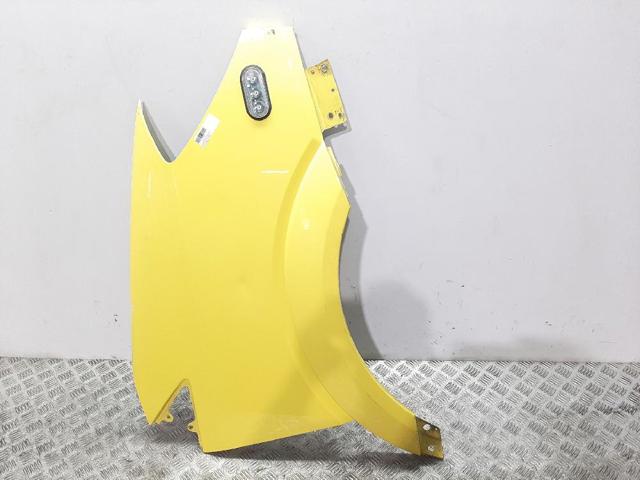 A9066377819 MERCEDES Aleta  en stock Gandía