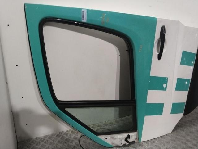 A9067200005 MERCEDES Puerta delantera izquierda  comprar en Oviedo