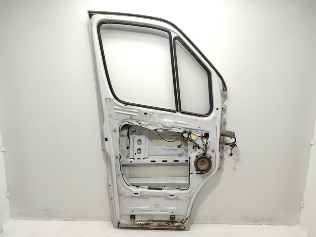 MERCEDES A9067200005 Puerta delantera izquierda  comprar en Albacete