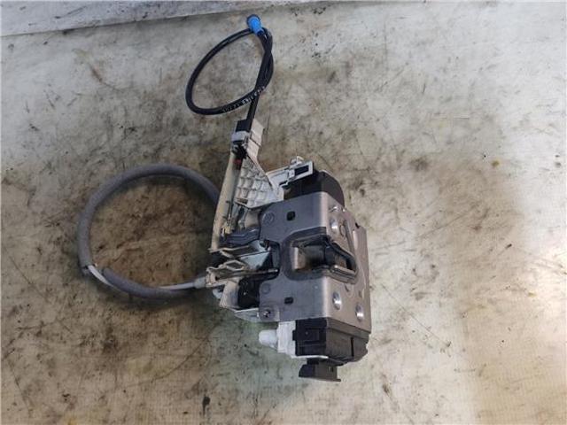 A9067200035 Cerradura de puerta delantera izquierda  comprar en Reus