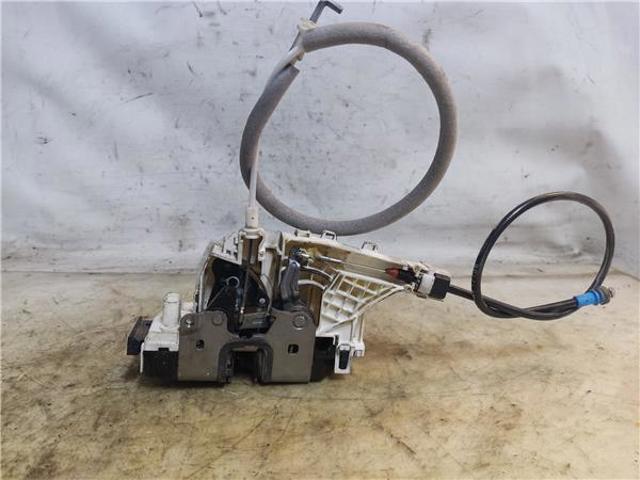 MERCEDES A9067200035 Cerradura de puerta delantera izquierda  comprar en Murcia