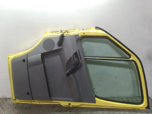 A9067200105 MERCEDES Puerta delantera derecha comprar Alcalá