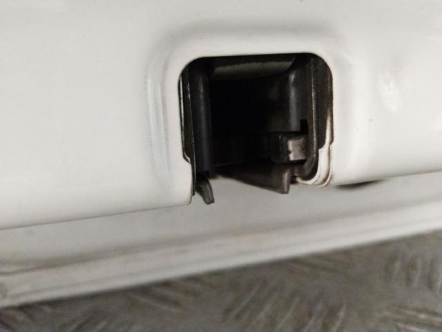 MERCEDES A9067200105 Puerta delantera derecha comprar Barcelona