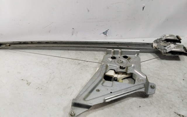 A9067200146 MERCEDES Mecanismo de elevalunas delantero derecha comprar Madrid