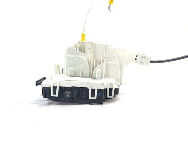 A9067201735 Cerradura de puerta delantera derecha  disponible Burgos