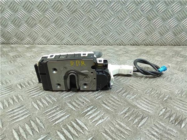 A9067201735 Cerradura de puerta delantera derecha  comprar en Zaragoza