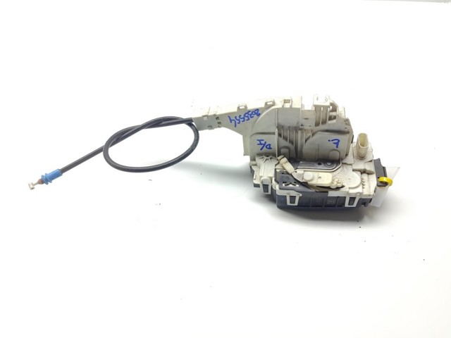 A9067202135 VAG Cerradura de puerta delantera izquierda  comprar en Lleida