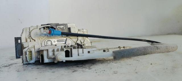 A9067202135 VAG Cerradura  en stock Córdoba