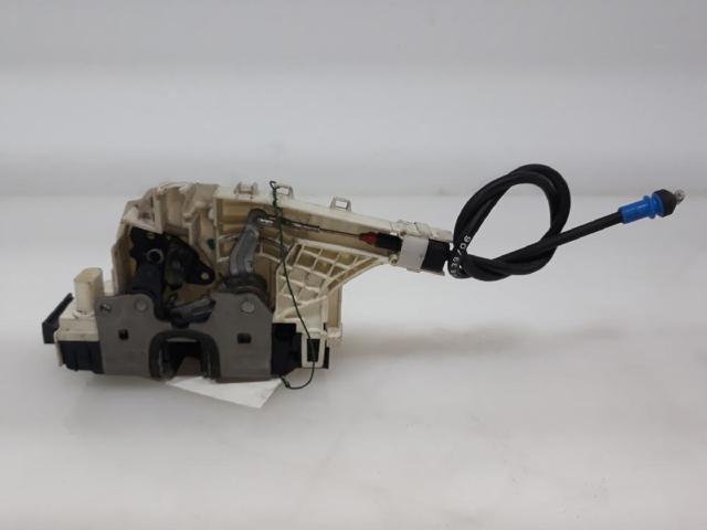 A9067202135 VAG Cerradura de puerta delantera izquierda  disponible Ourense