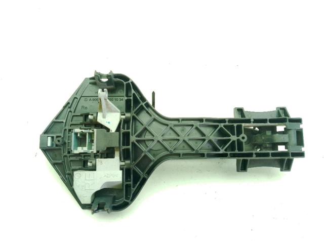 MERCEDES A9067600070 Manija exterior de puerta delantera  disponible España