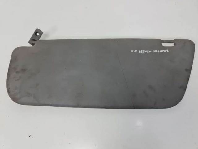 MERCEDES A9068100010 Visera parasol  disponible Lugo