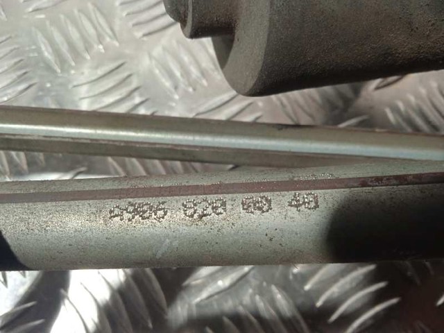 A9068200040 MERCEDES Varilla de limpiaparabrisas  en stock Gandía