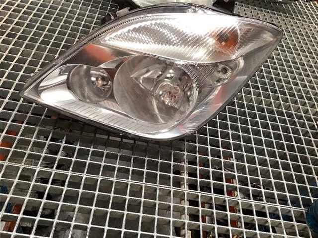 Faros delanteros Sprinter  plataforma a bordo (2006-2018) original desde 143,26 €