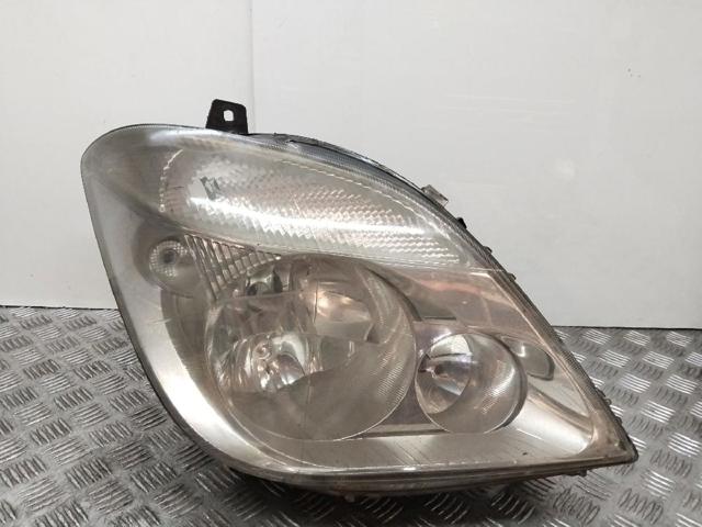 Faro delantero derecho A9068200261 MERCEDES
