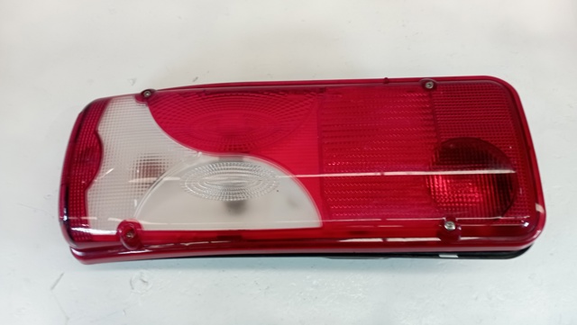 MERCEDES A9068200464 Piloto trasero izquierdo  en stock Salamanca