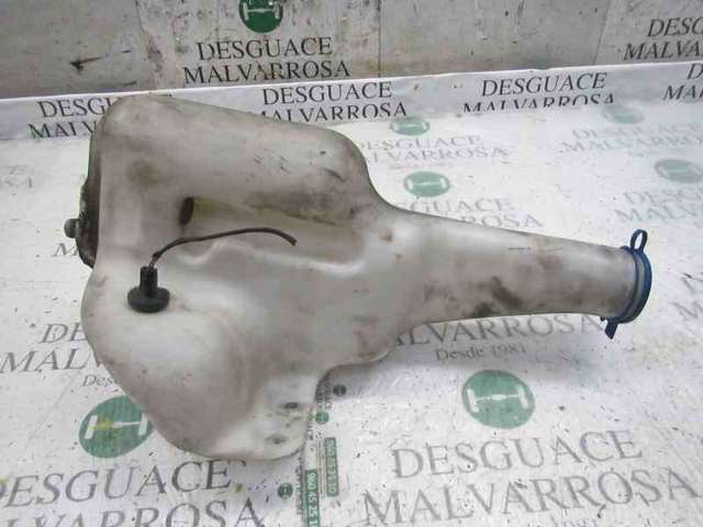 MERCEDES A9068690020 Depósito de líquido limpiaparabrisas  comprar en Ponferrada