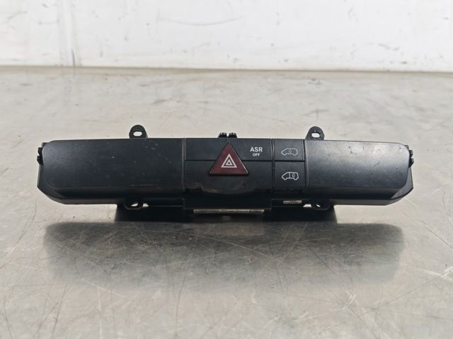 A9068701010 Mercedes