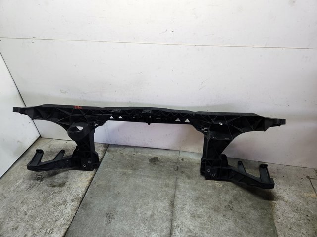 A9068800203 Soporte de radiador comprar Girona