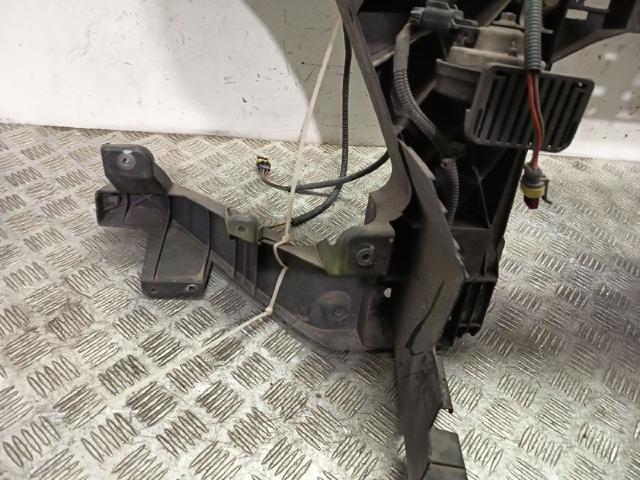 MERCEDES A9068800203 Panel de soporte del radiador y montaje de faros  comprar en Albacete