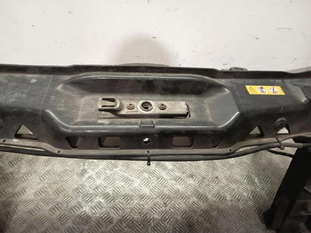 A9068800203 MERCEDES Panel de soporte del radiador y montaje de faros  disponible Alicante