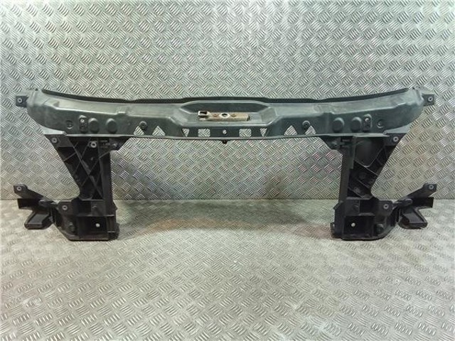 Soporte de radiador  Mercedes Sprinter  desde 117,64 €