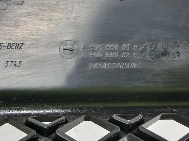 A9068800385 Parrilla  en stock Granada