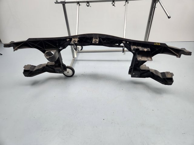 MERCEDES A9068800403 Soporte de radiador comprar Tarragona