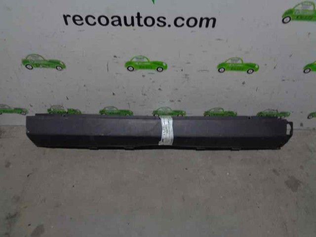 Parachoques trasero, parte central A90688095009B51 Mercedes