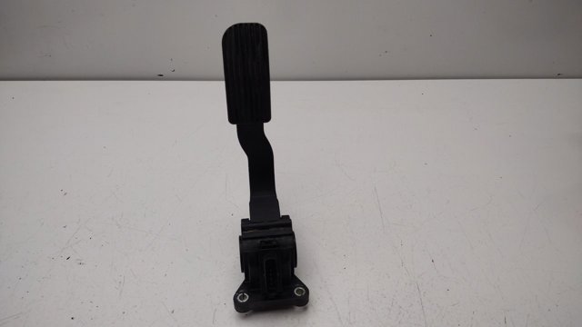 MERCEDES A9073010200 Pedal del acelerador  en stock Valencia