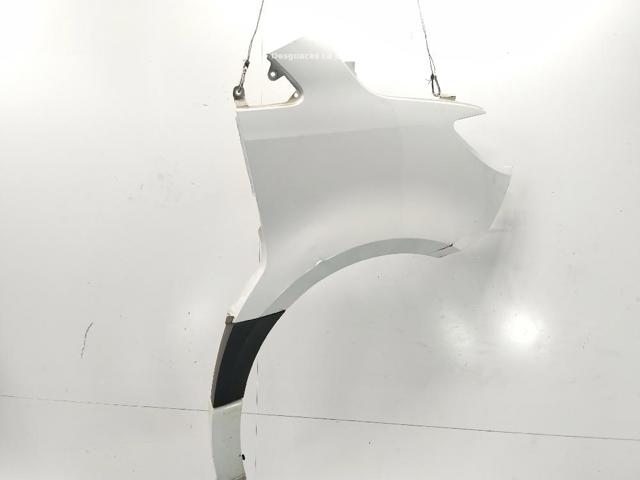 Comprar Aleta delantera derecha Sprinter 907