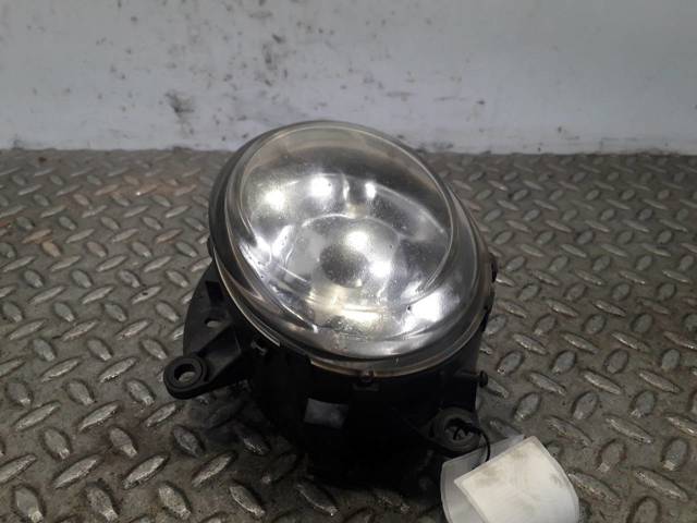 Faro antiniebla izquierdo A9608200456 Mercedes