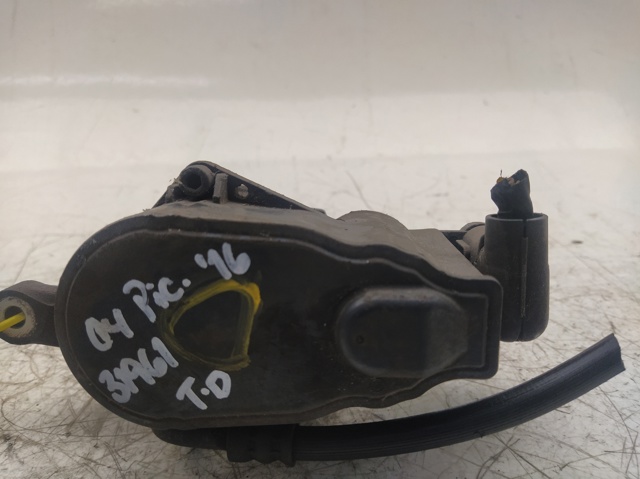 AD777015 PEUGEOT Pinza de freno trasera derecha comprar Bilbao