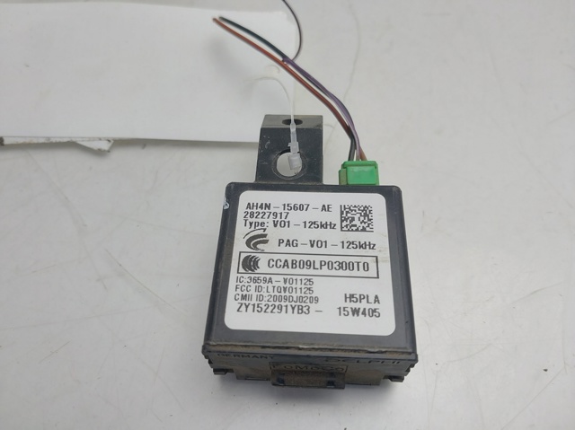 AH4N15607AE Land Rover
