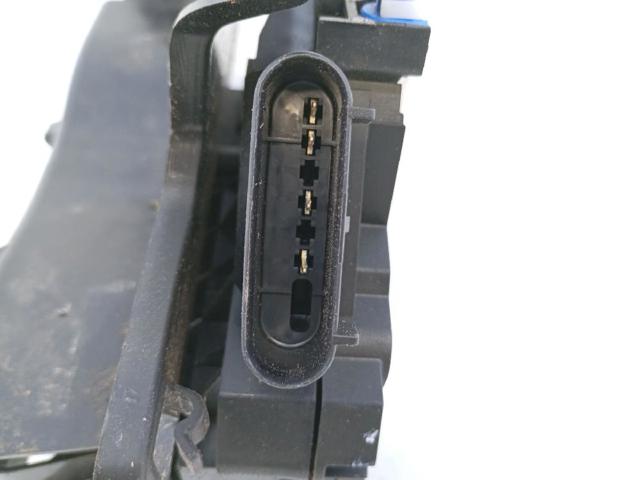 AM5AU21812BE Cerradura de puerta delantera derecha  disponible Burgos