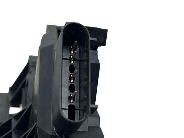 AM5AU21812BE Cerradura de puerta delantera derecha  disponible Burgos